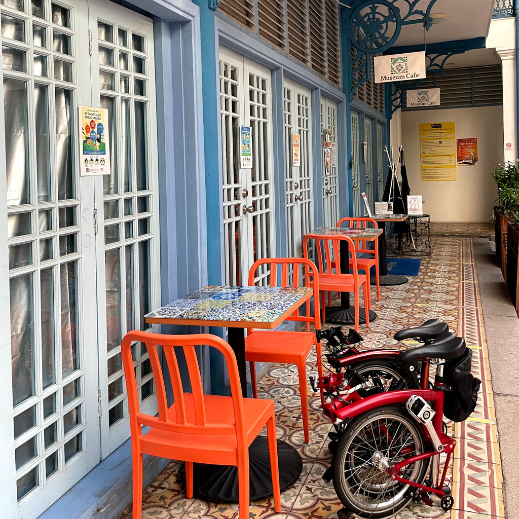 R8: Music Box Museum and Brompton Cycling Tour