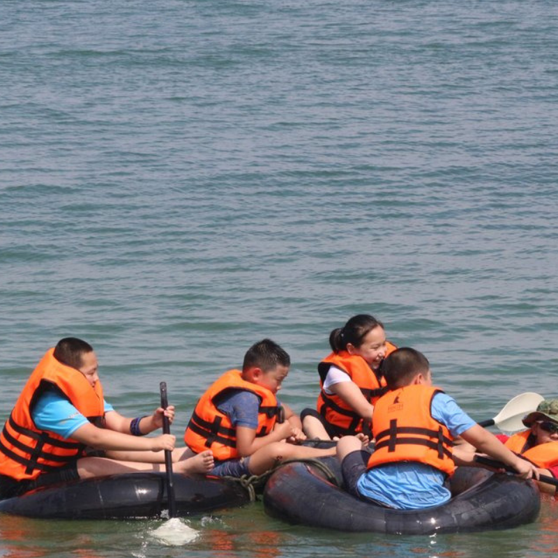 Water Based Activity : Rafting