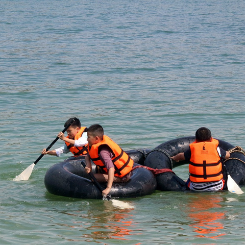 Water Based Activity : Rafting