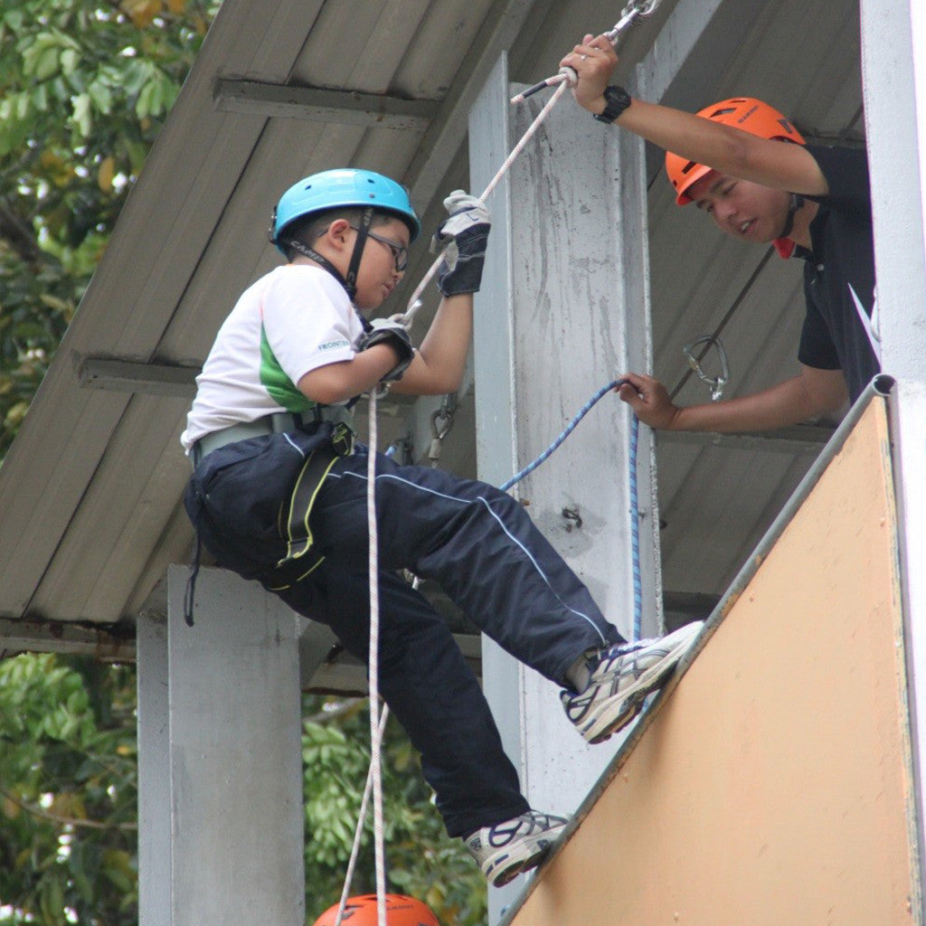 High Elements : Abseil Tower - High Achievers 2.0