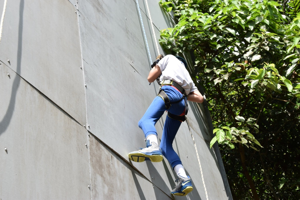 High Elements : Abseil Tower - High Achievers 2.0